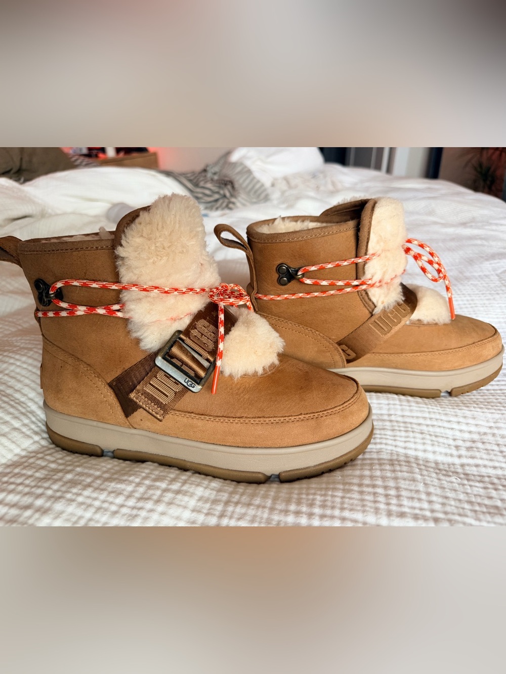UGG Classic Weather Hiker Boot in Chestnut - Picture 7 of 9